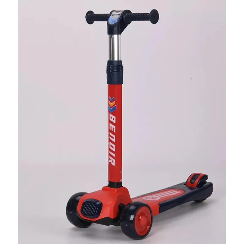 Vélo  V12 0526BM371